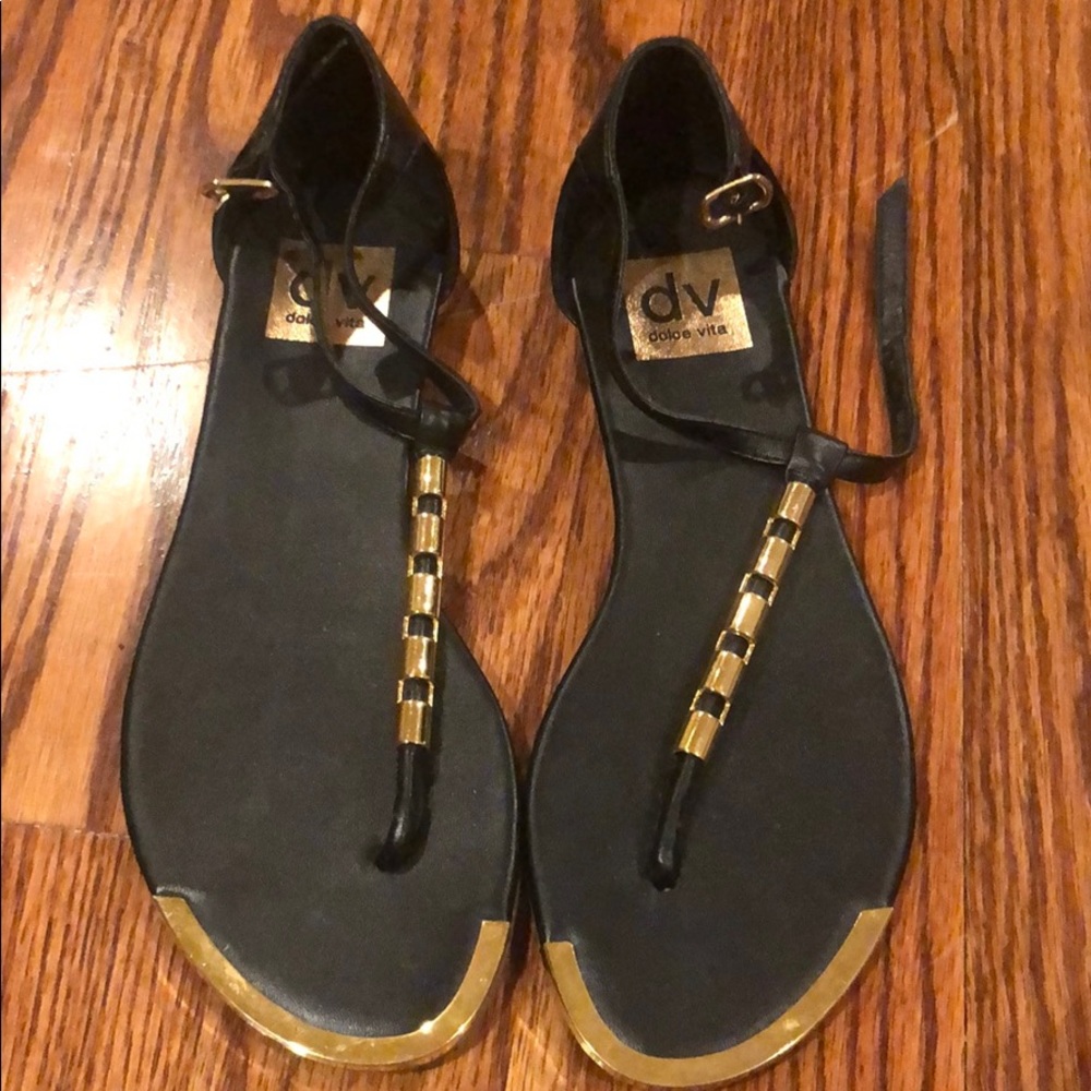 Dolce Vita sandals- size 6